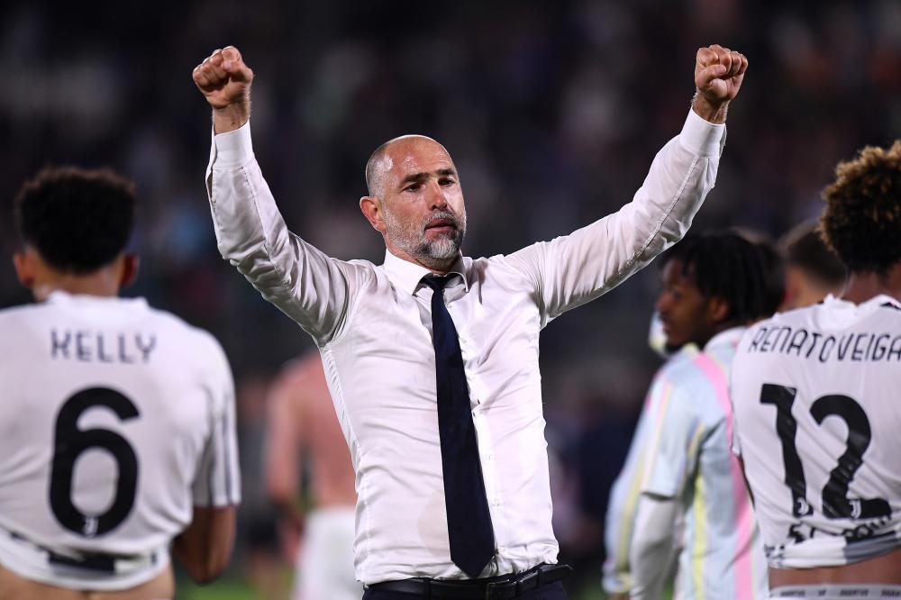 猛龙险胜开拓者，成为联盟目前第四支取得15胜的球队